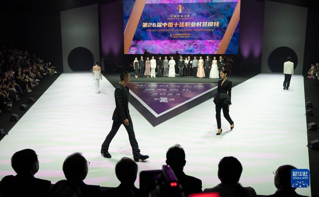 钱柜金服下载